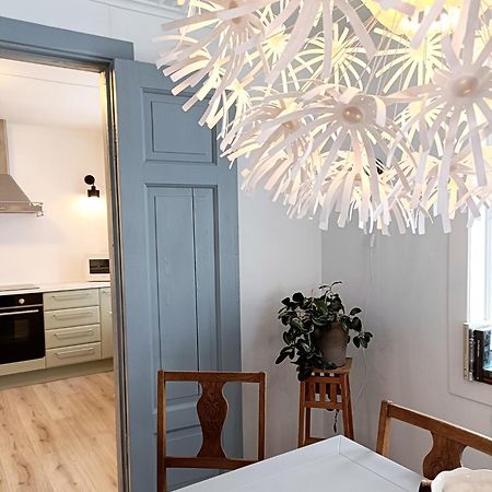 Charming House In Ulsteinvik With Free Parking Villa Exteriör bild